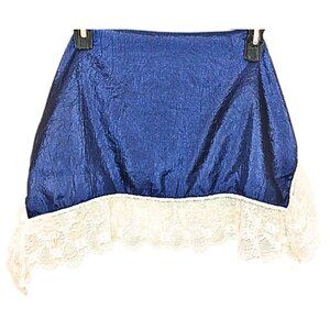 LADIES HANDCRAFTED BLUE SATIN AND LACE CHURCH LAP SCARF